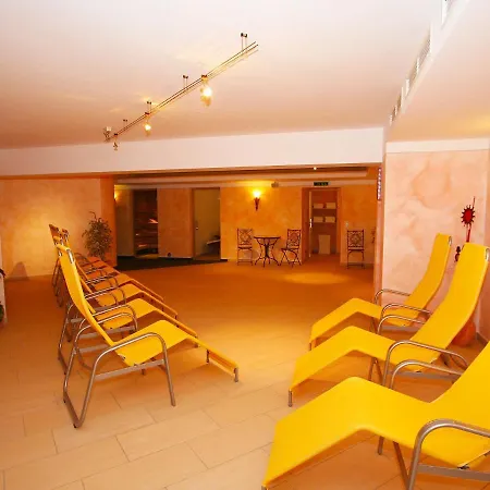 Manuela.5 Apartment
